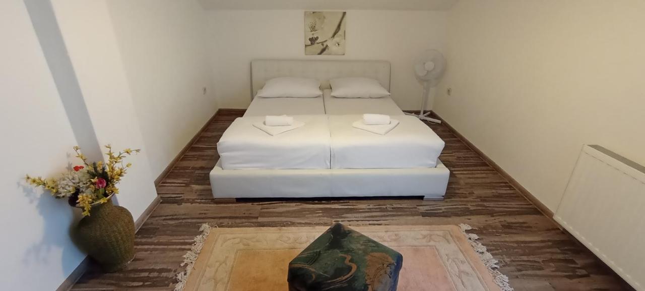 Apartmani Unski Biser Cazin Bagian luar foto