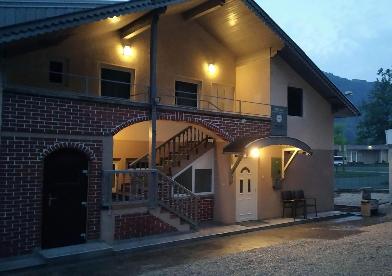 Apartmani Unski Biser Cazin Bagian luar foto