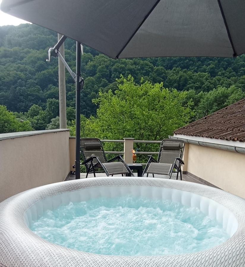 Apartmani Unski Biser Cazin Bagian luar foto